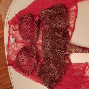 Passion forever bra 36D and panties xl